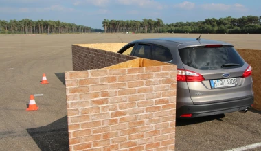 FORD: Αυτόματο παρκάρισμα με remote control