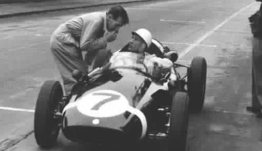 Sir Stirling Moss: Η αγωνιστική ιστορία ενός Βασιλιά χωρίς στέψη