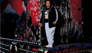 Decotora: Art on Truck