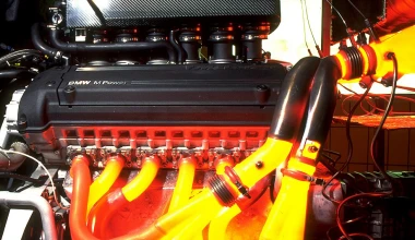 FERRARI F40, McLAREN F1, PORSCHE 959: Icons