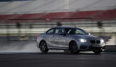BMW M235i: drift-άρει και χωρίς οδηγό (VIDEO)