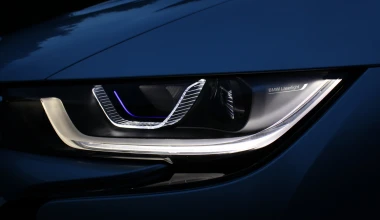 BMW i8: Το πρώτο με Laser Light