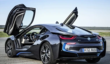 BMW i8: Το πρώτο με Laser Light