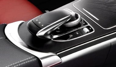 Τεχνολογικά «φορτωμένη» η νέα Mercedes C Class