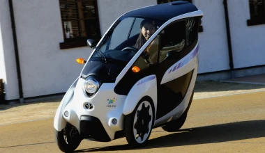 Το Toyota i-ROAD παίρνει τους δρόμους