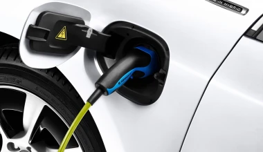 Volvo V60 Plug-in Hybrid στην Ελλάδα