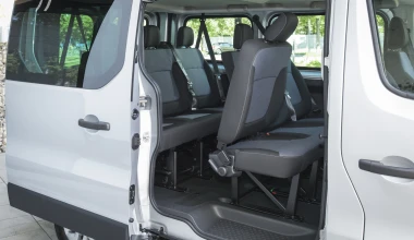 ΟΔΗΓΟΥΜΕ Opel Vivaro 2014