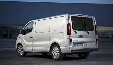ΟΔΗΓΟΥΜΕ Opel Vivaro 2014