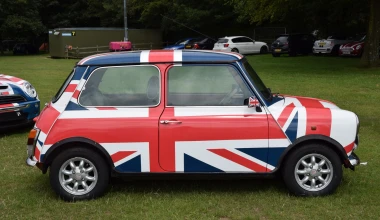 Το MINI έκλεισε τα 55. Και το γιόρτασε!