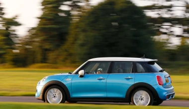 Από 19.648 ευρώ το 5-θυρο MINI