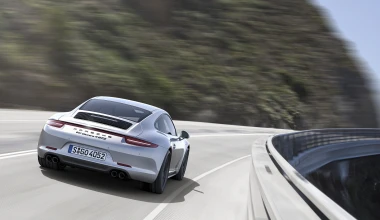 VIDEO: Porsche 911 GTS 