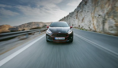 ΔΟΚΙΜΑΖΟΥΜΕ Ford Fiesta Black Edition 1.0 140 PS