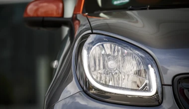 ΟΔΗΓΟΥΜΕ τα νέα Smart Fortwo & Forfour