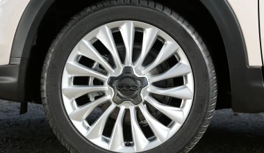 ΟΔΗΓΟΥΜΕ το νέο FIAT 500Χ στην Ιταλία