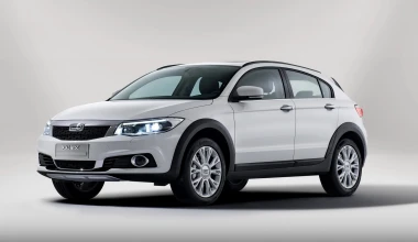 Νέο Qoros 3 City SUV 1.6 Turbo