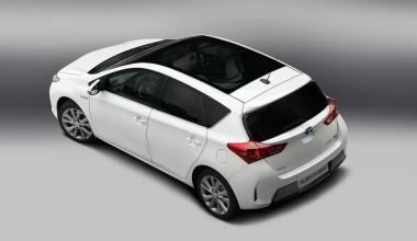 Νέο Toyota Auris Hybrid 2013