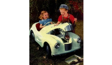 Αγώνας με παιδικά αυτοκίνητα