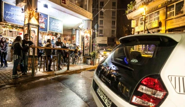 Swinging στην Αθήνα με το νέο Renault Twingo