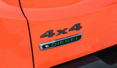 ΟΔΗΓΟΥΜΕ το νέο Jeep Renegade