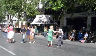 Πανεπιστημίου: κλειστή στα ΙΧ, ανοιχτή στον κόσμο