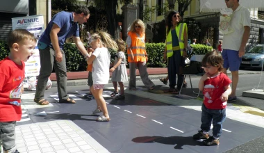 Πανεπιστημίου: κλειστή στα ΙΧ, ανοιχτή στον κόσμο