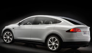 Tesla Model X το 2016