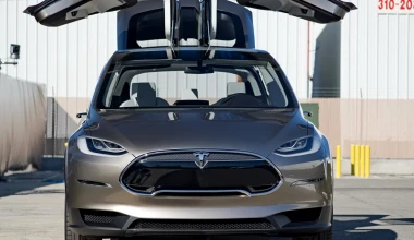 Tesla Model X το 2016