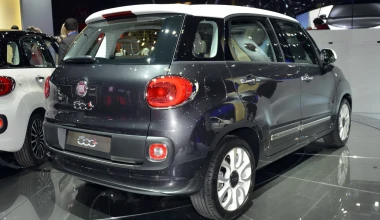 Fiat: Νέες εκδόσεις 500 και Freemont στο Παρίσι
