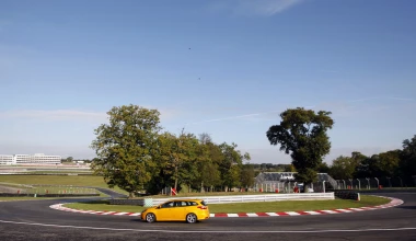 Ford Focus ST @ Brands Hatch