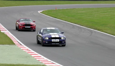 Ford Mustang Shelby GT500 @ Brands Hatch