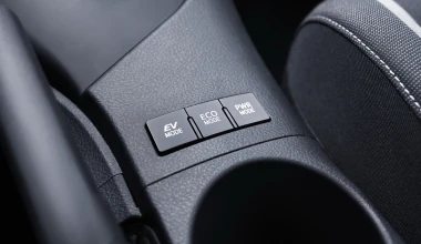 Οδηγούμε Νέο Toyota Auris