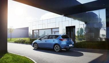 Οδηγούμε Νέο Toyota Auris