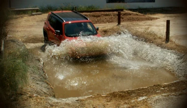 Τα Jeep Renegade και Cherokee σε νέες περιπέτειες