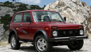 Μικρά 4x4 7ετίας με € 5.000