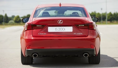 Νέο Lexus IS 200t
