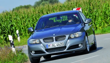 BMW 320i - 2010
