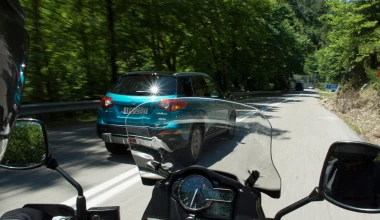 Suzuki Vitara 1.6 D 4x4 vs Suzuki V-STROM 1000     