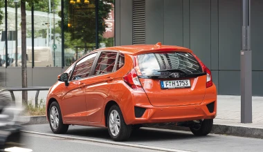 ΟΔΗΓΟΥΜΕ: Νέο Honda Jazz 1.3 2015