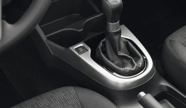 ΟΔΗΓΟΥΜΕ: Νέο Honda Jazz 1.3 2015