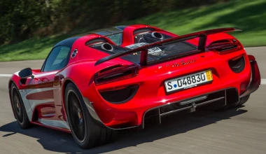 O M.Webber παρέλαβε τη νέα Porsche 918 Spyder