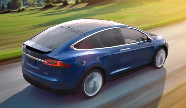 Αποκάλυψη του Tesla Model X