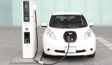 Nissan Leaf: Νέα έκδοση 2013

