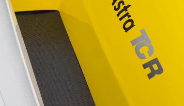 Από 95.000 ευρώ το αγωνιστικό Opel Astra TCR