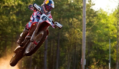 Η Ashley Fiolek εμπνέει μικρούς λάτρεις του motocross