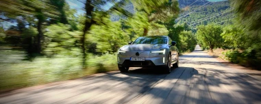 Δοκιμή Volvo ES90 Twin Motor Performance: Αυτό δεν είναι το Volvo που περίμενες 