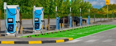 ΔΕΗ blue: To μεγαλύτερο δίκτυο δημόσιας φόρτισης επεκτείνεται και άλλο! 