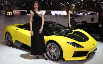 Arash AF10: 2.108 ίπποι στη Γενεύη