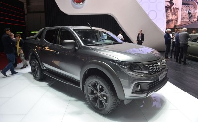 Fullback: Το διαστημικό pick-up της Fiat