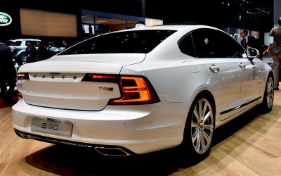 Νέο Volvo S90