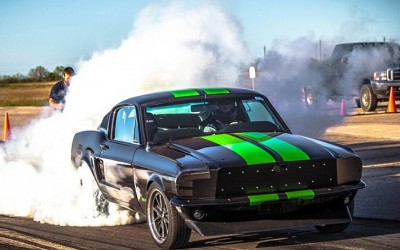 Μια ηλεκτρική Mustang του 1968 με 800 ίππους (+video)